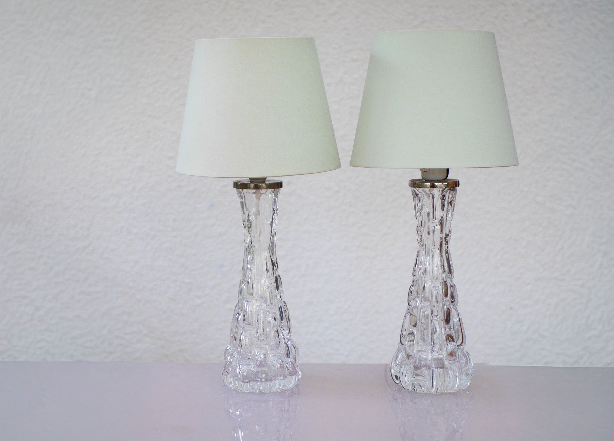 Set_of_2_Crystal_Table_Lamps_Model_RD_1477_by_Carl_Fagerlund_for_Orrefors,_1970s,_Sweden