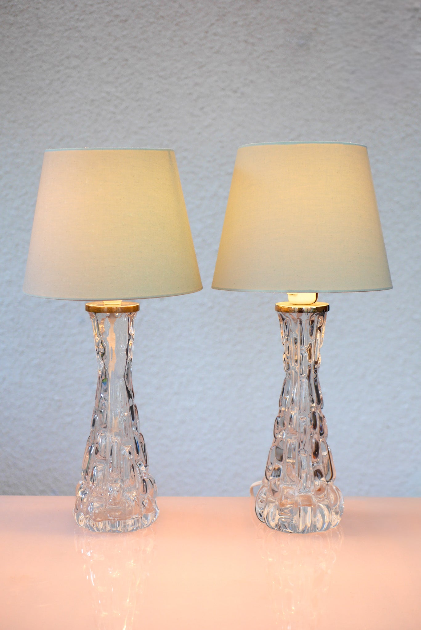 Set_of_2_Crystal_Table_Lamps_Model_RD_1477_by_Carl_Fagerlund_for_Orrefors,_1970s,_Sweden