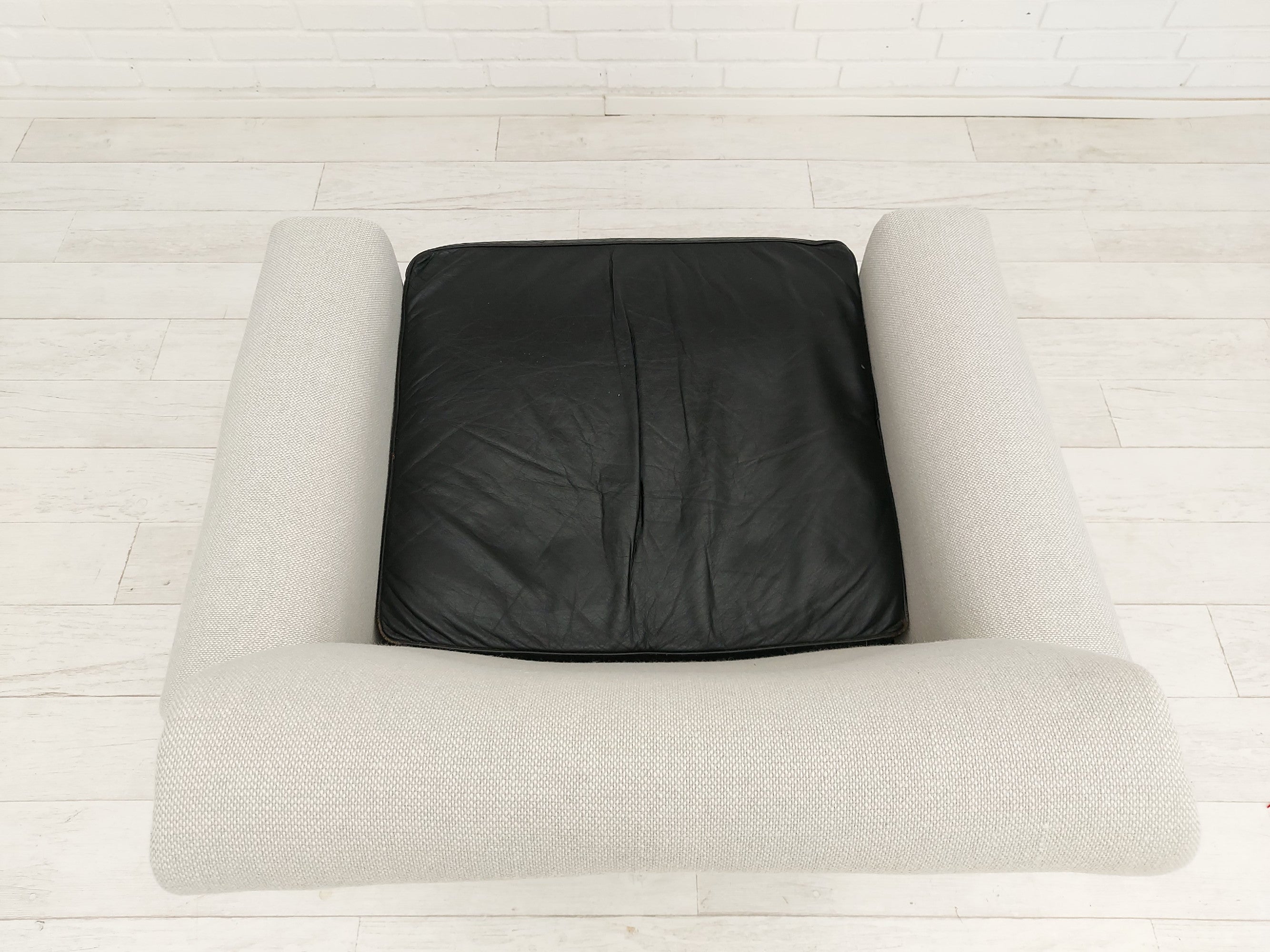 Danish_Armchair_by_Danish_Manufacturer_circa_1970_Denmark