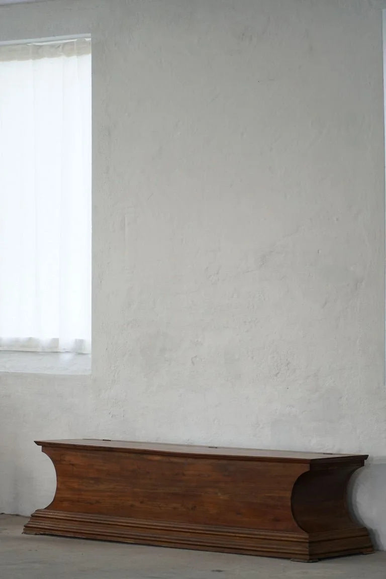 Danish_Art_Deco_Storage_Bench_in_Nutwood,_20th_Century