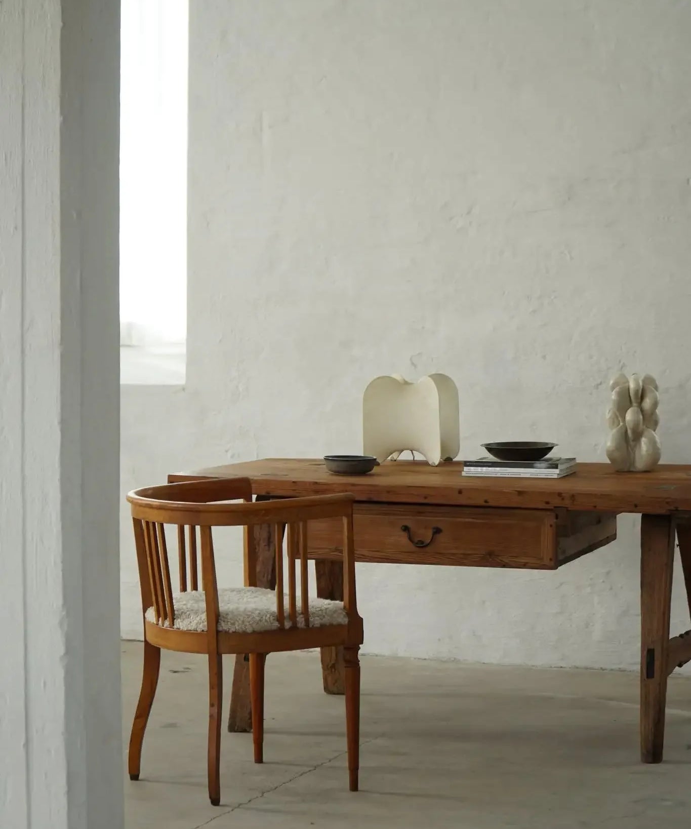 Danish_Art_Nouveau_Armchair_in_Oak_and_Lambswool