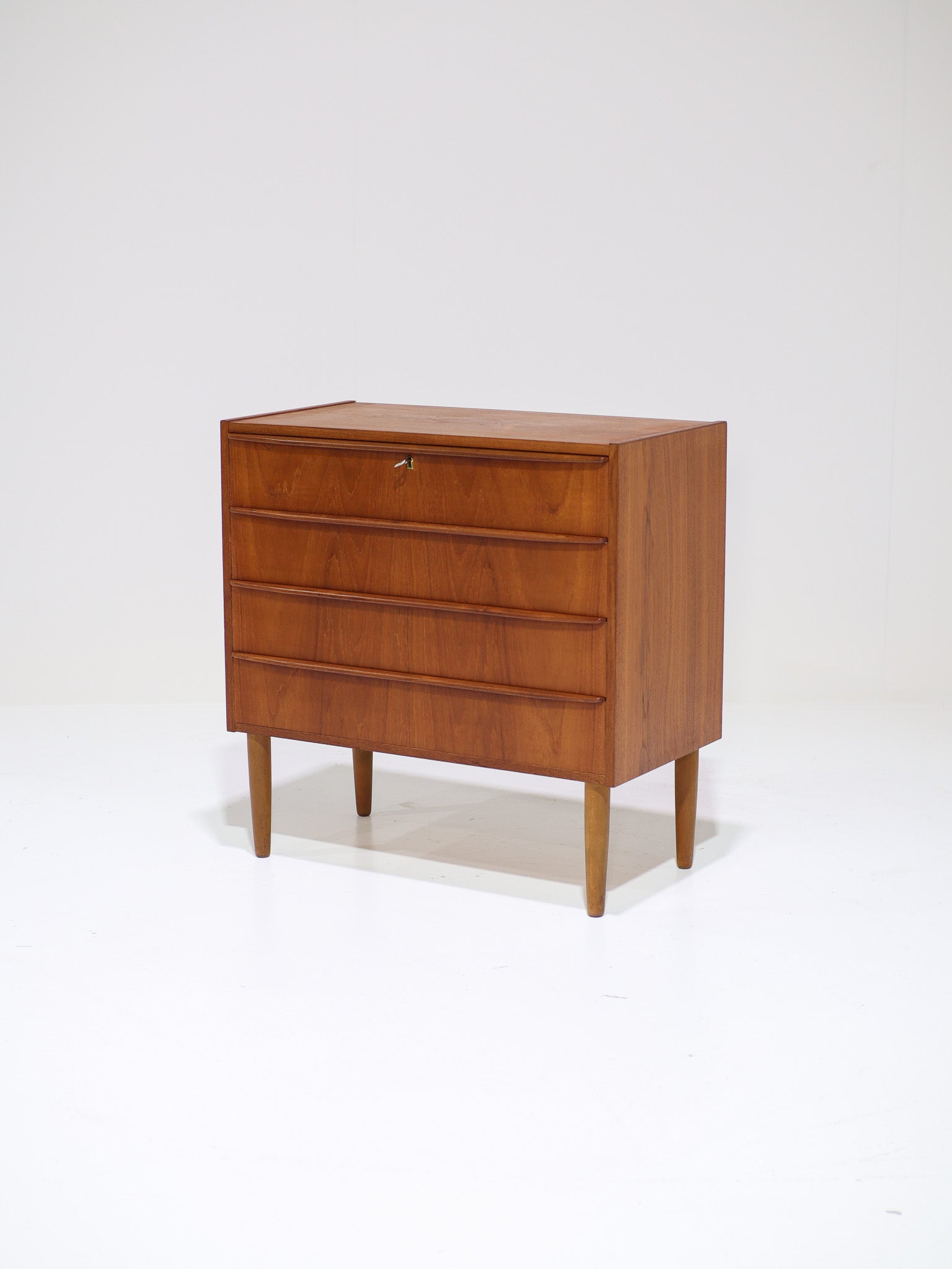 Teak_Chest_of_Drawers_with_Long_Handles,_1960s,_Denmark