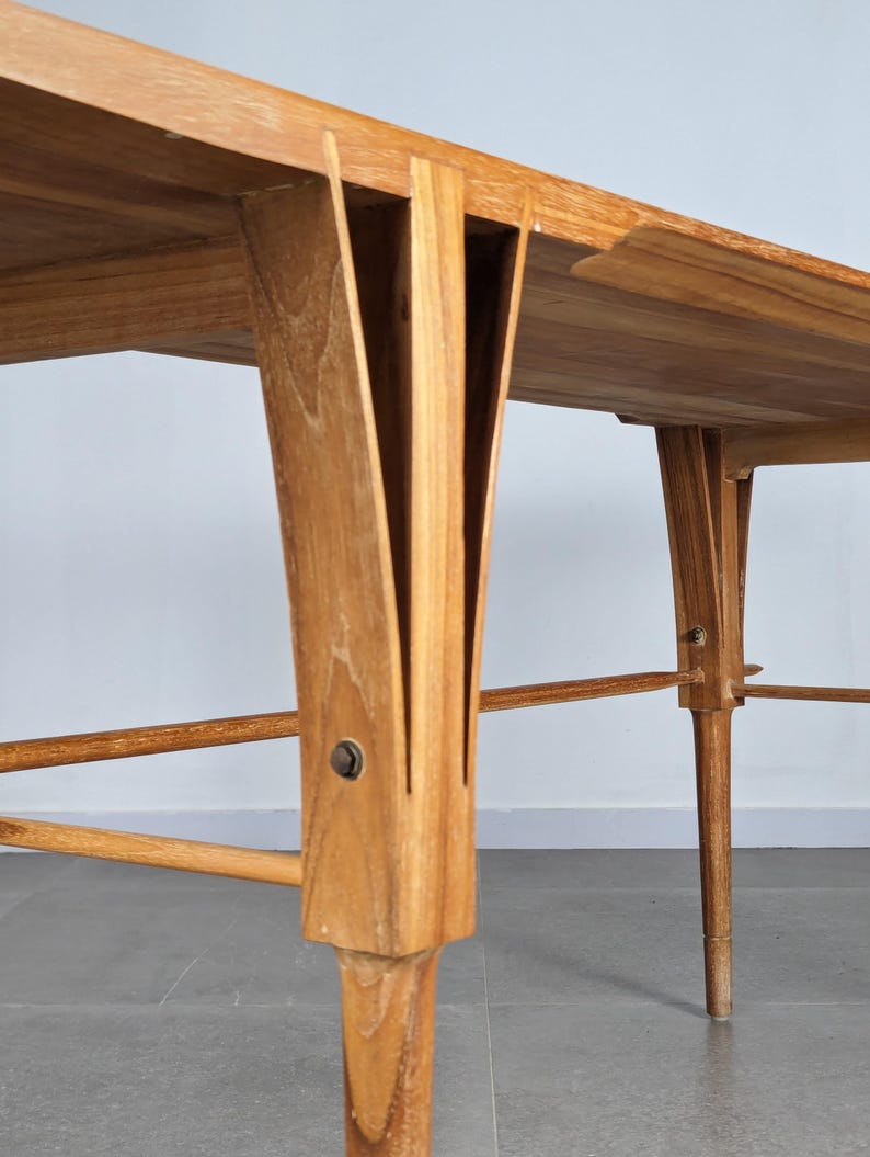 Danish_desk_table_by_Sven_Ellekaer_from_1960s