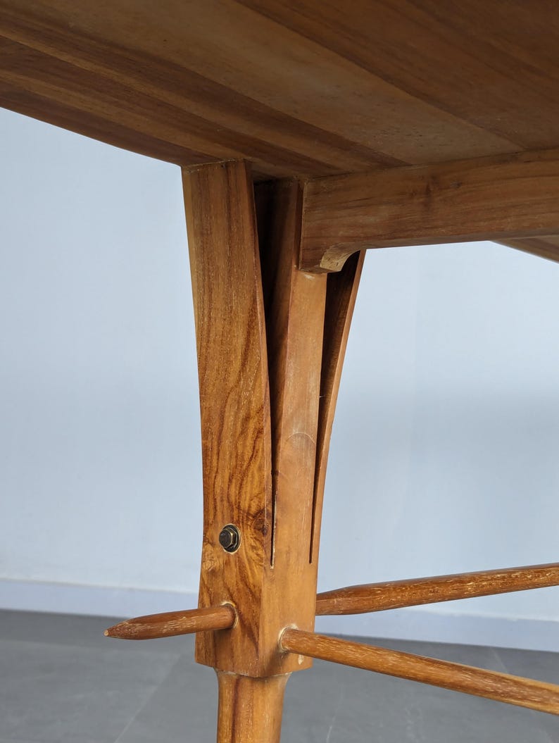 Danish_desk_table_by_Sven_Ellekaer_from_1960s