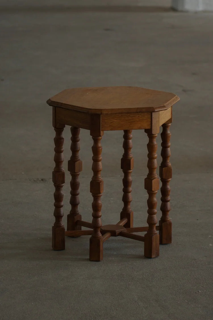 Danish_Hexagonal_Side_Table_in_Oak,_Scandinavian_Modern_Design