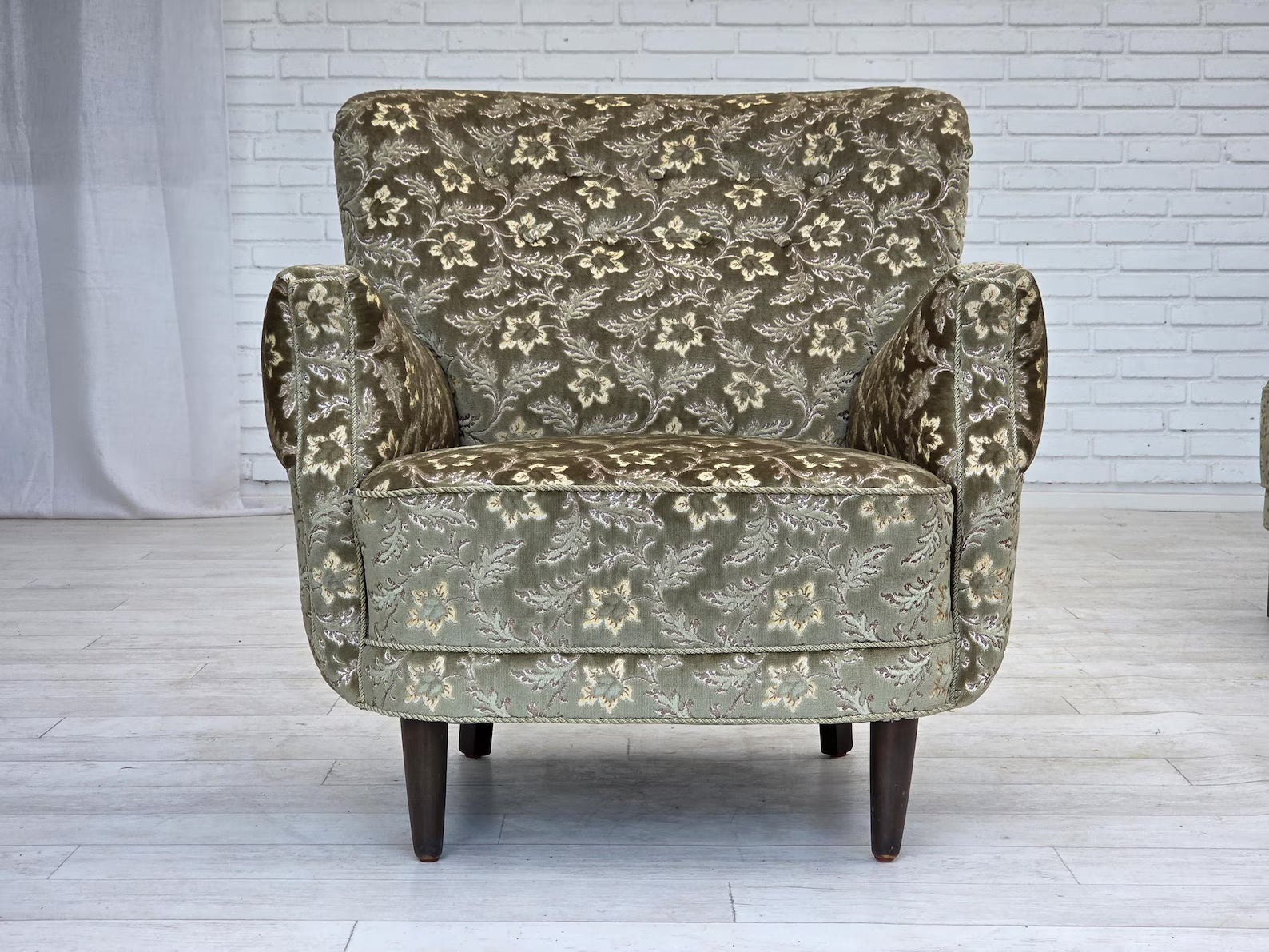 Danish_Lounge_Chair,_Mid-Century_Modern,_1960s_Denmark