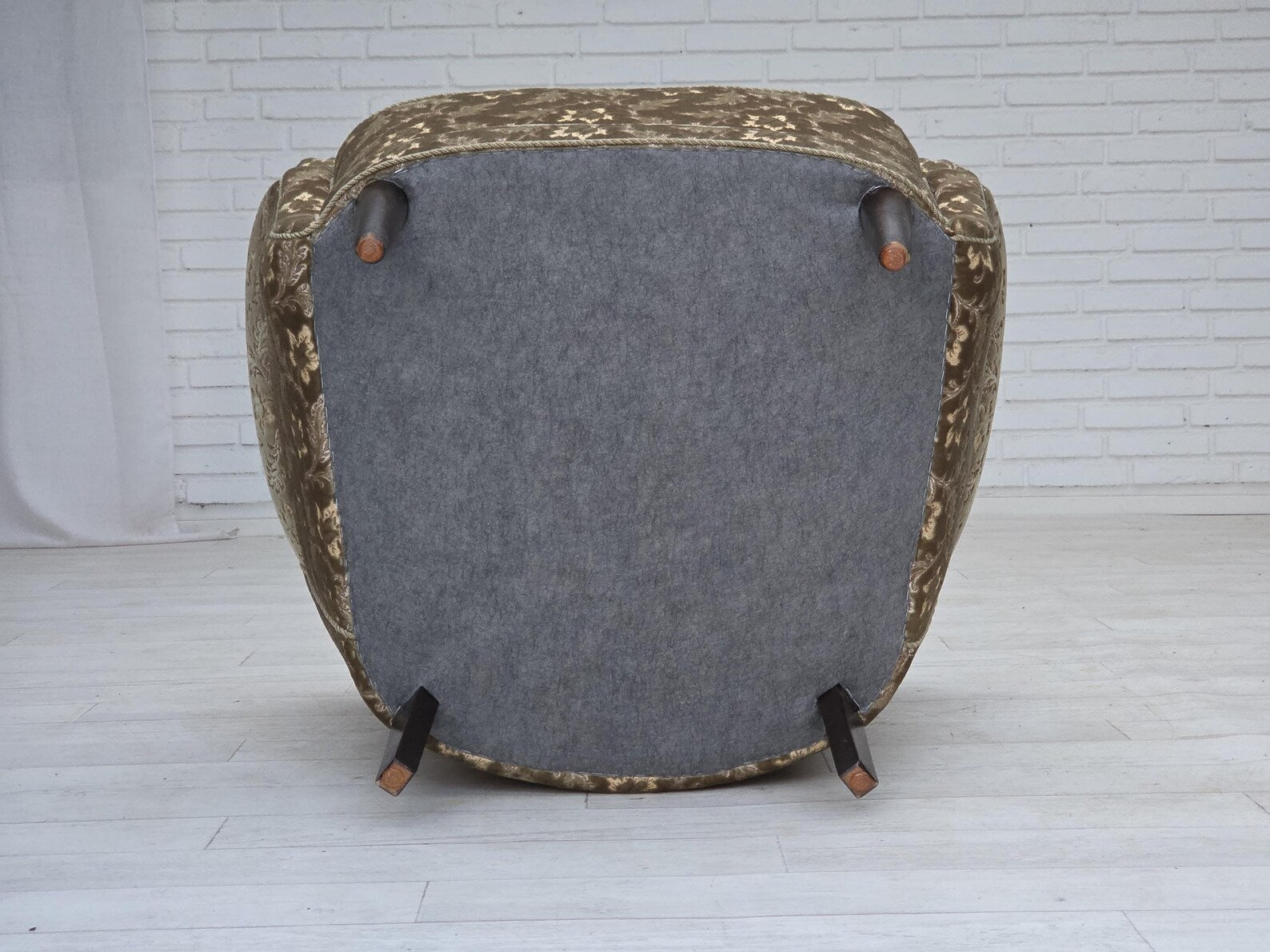 Danish_Lounge_Chair,_Mid-Century_Modern,_1960s_Denmark