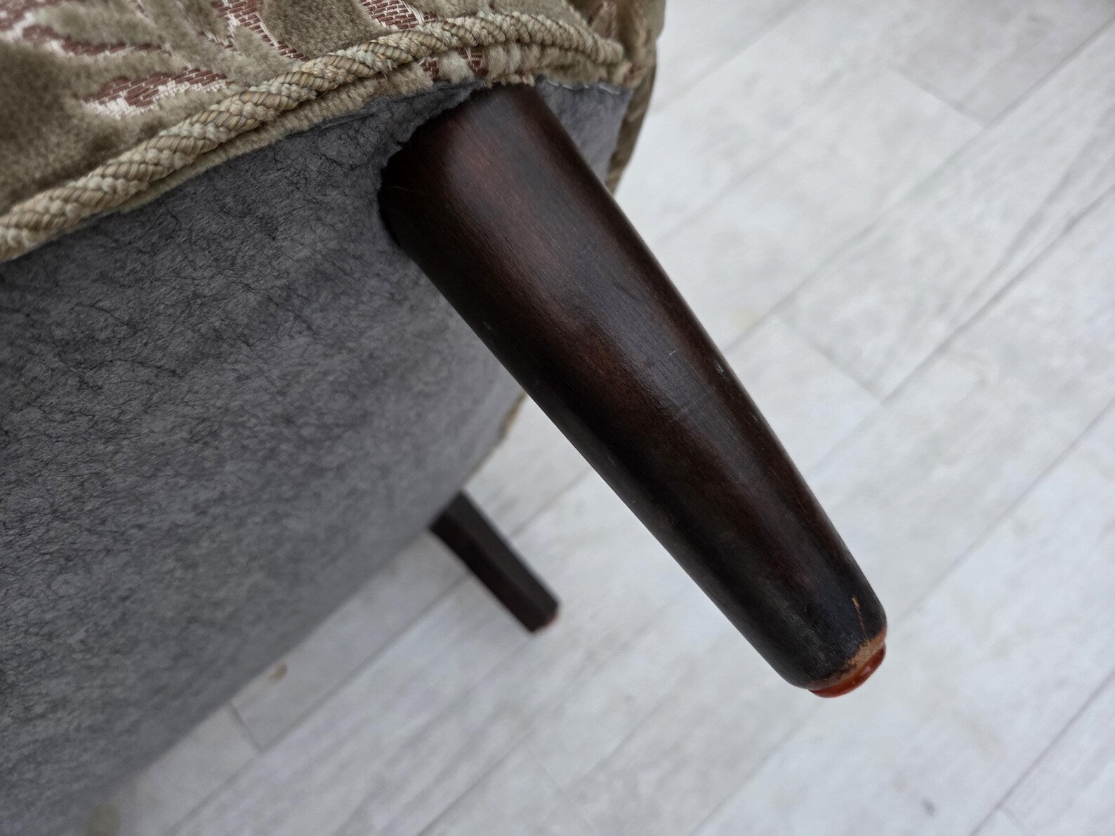 Danish_Lounge_Chair,_Mid-Century_Modern,_1960s_Denmark