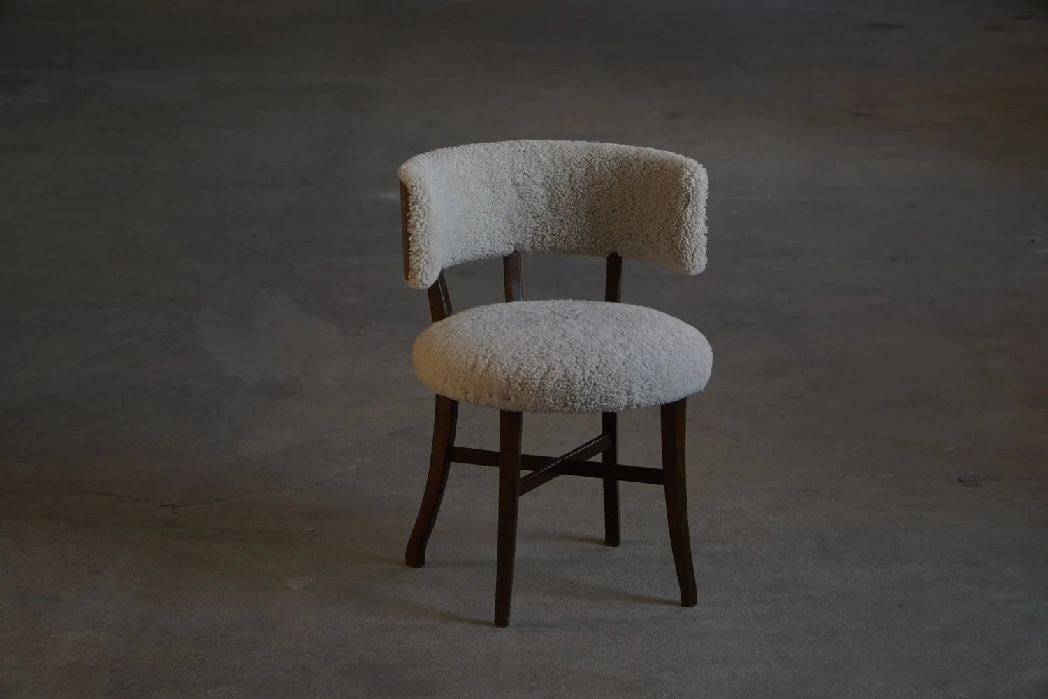 Danish_Low_Back_Chair_in_Lambswool,_Scandinavian_Modern_Design
