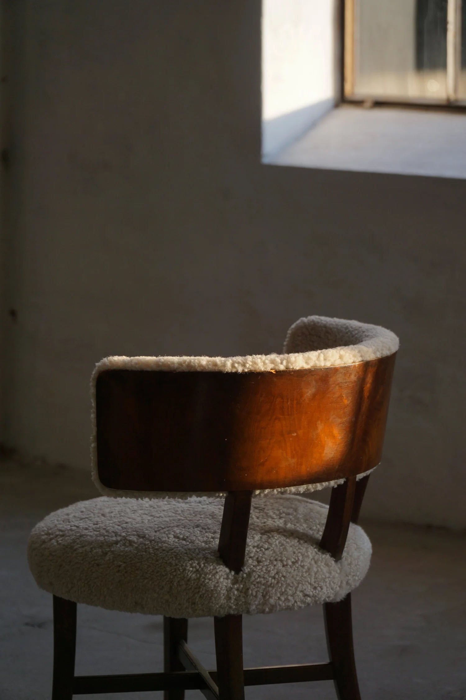Danish_Low_Back_Chair_in_Lambswool,_Scandinavian_Modern_Design