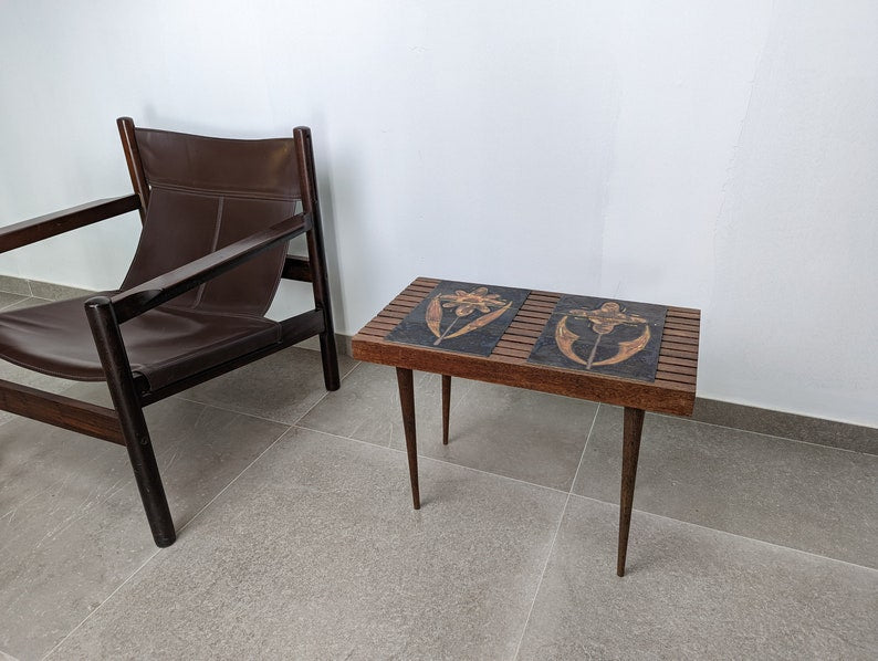 Danish_Mel_Smilow_style_table_with_ceramic,_1960s