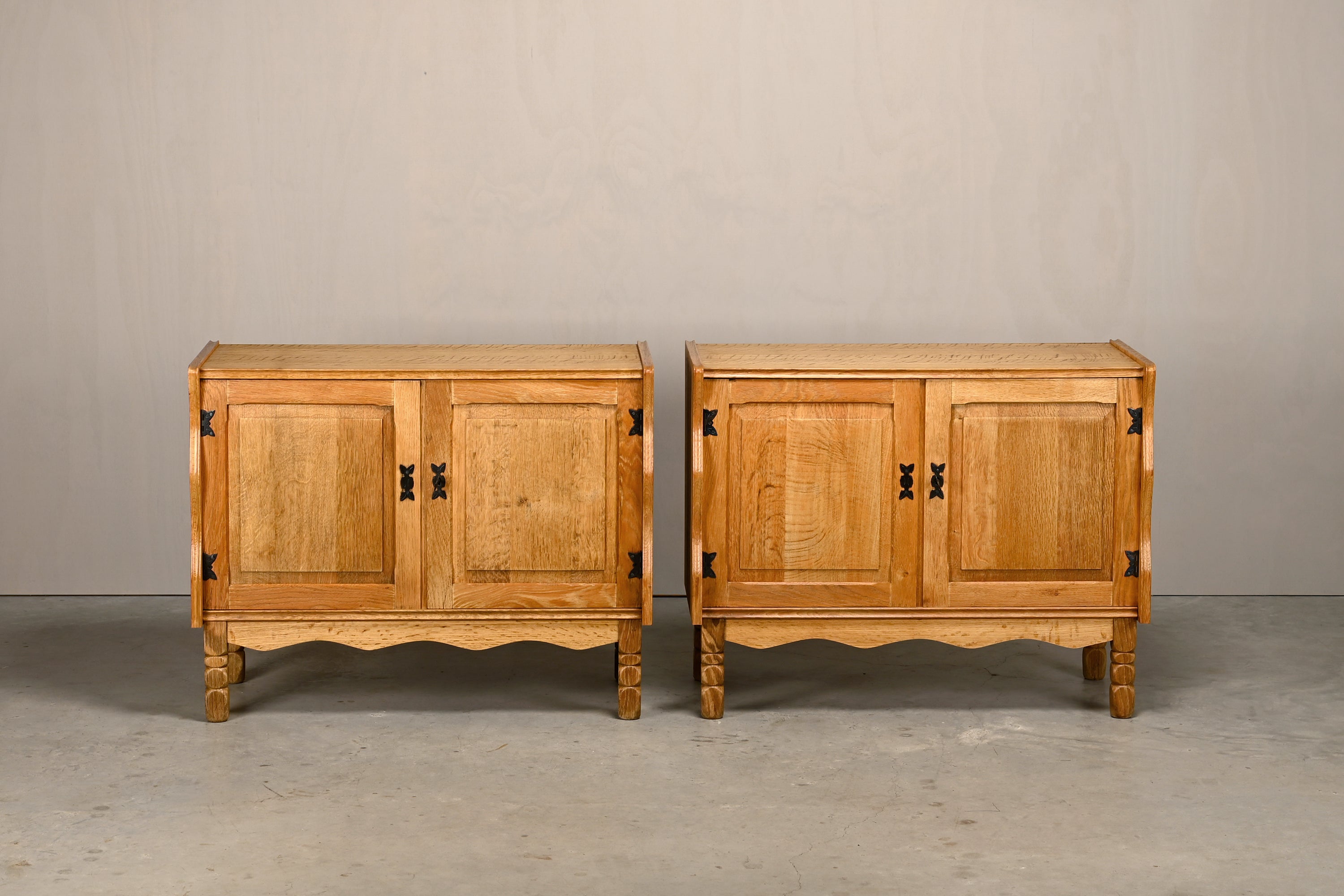 Set_of_2_Danish_Brutalist_Oak_Cabinets_Attributed_to_Henning_Kjærnulf,_1960s