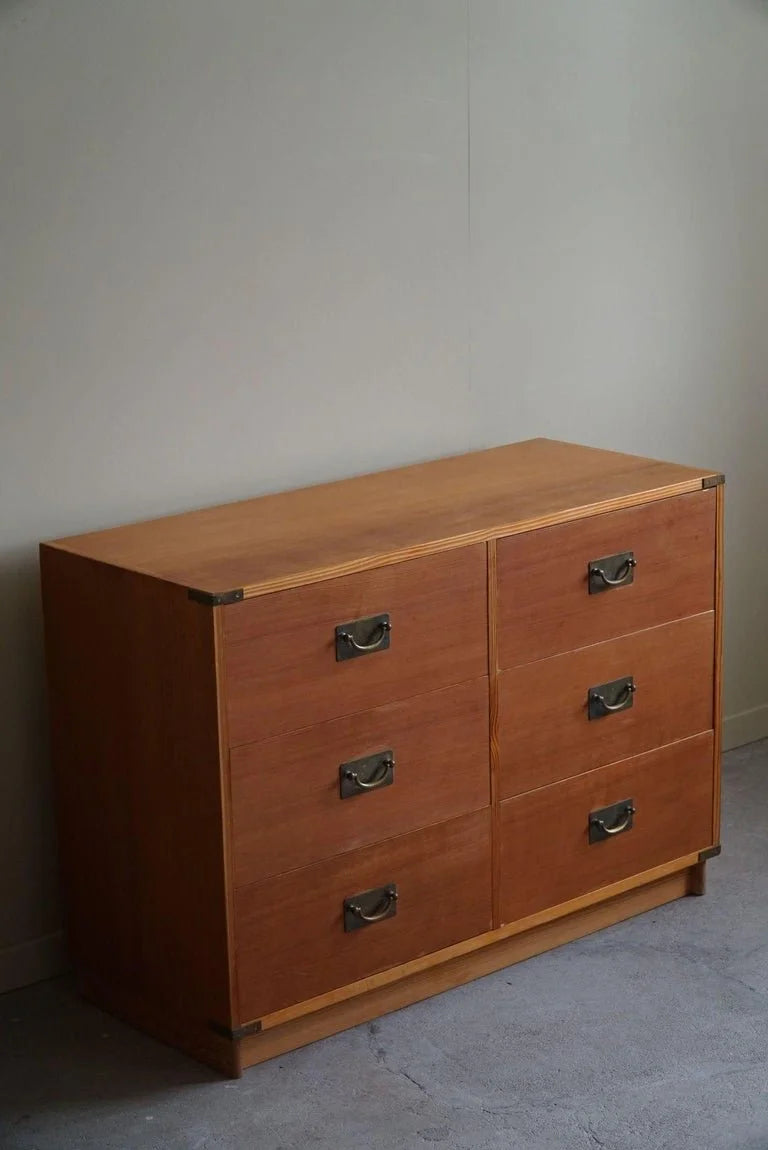 Danish_Mid_Century_Modern,_A_Classic_Chest_of_Drawers_in_Oregon_Pine,_1950s