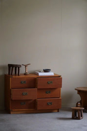 Danish_Mid_Century_Modern,_A_Classic_Chest_of_Drawers_in_Oregon_Pine,_1950s