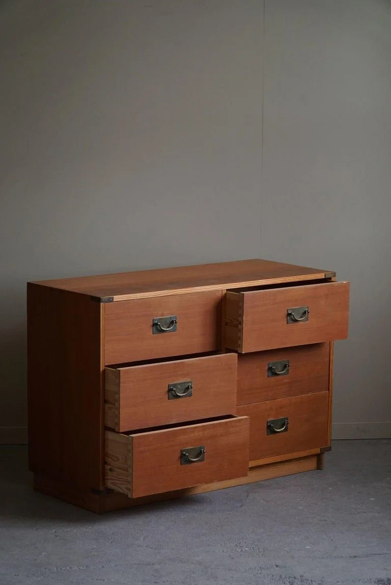 Danish_Mid_Century_Modern,_A_Classic_Chest_of_Drawers_in_Oregon_Pine,_1950s