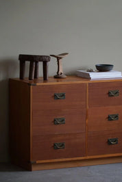 Danish_Mid_Century_Modern,_A_Classic_Chest_of_Drawers_in_Oregon_Pine,_1950s