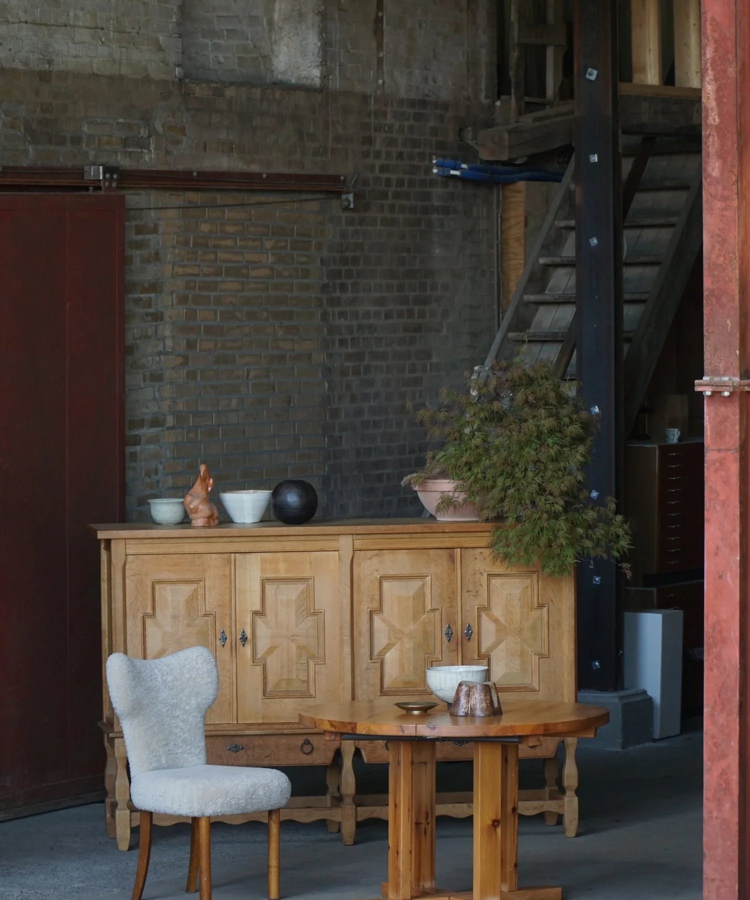 Danish_Mid_Century_Modern_Oak_Sideboard,_Scandinavian_Cabinetmaker_Credenza,_1960s
