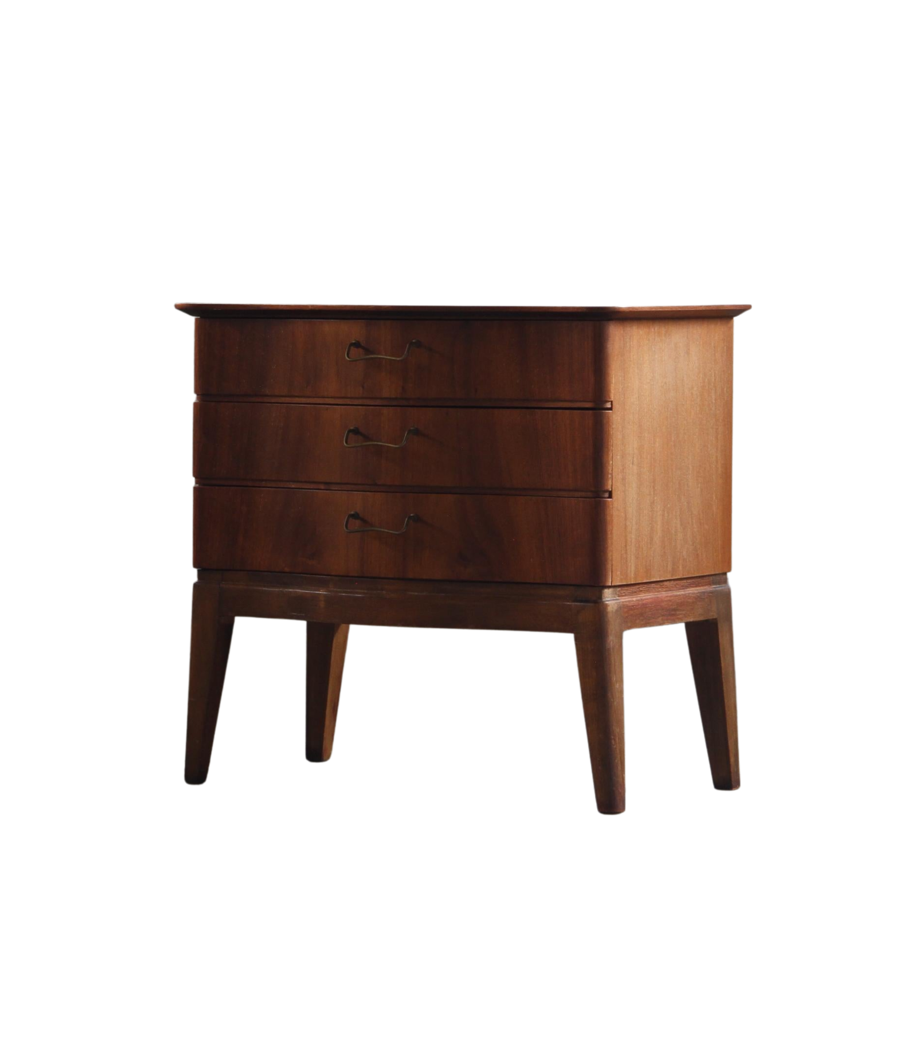 Danish_Mid-Century_Modern_Walnut_Bedside_Chest_with_Three_Drawers_and_Brass_Handles