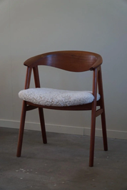 Danish_Midcentury_Armchair_in_Teak_by_Erik_Kirkegaard_for_Høng,_Model_52,_1960s