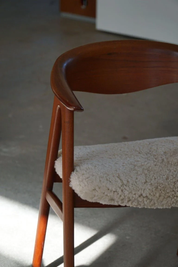 Danish_Midcentury_Armchair_in_Teak_by_Erik_Kirkegaard_for_Høng,_Model_52,_1960s