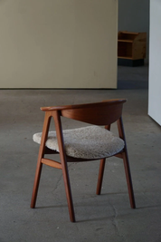 Danish_Midcentury_Armchair_in_Teak_by_Erik_Kirkegaard_for_Høng,_Model_52,_1960s
