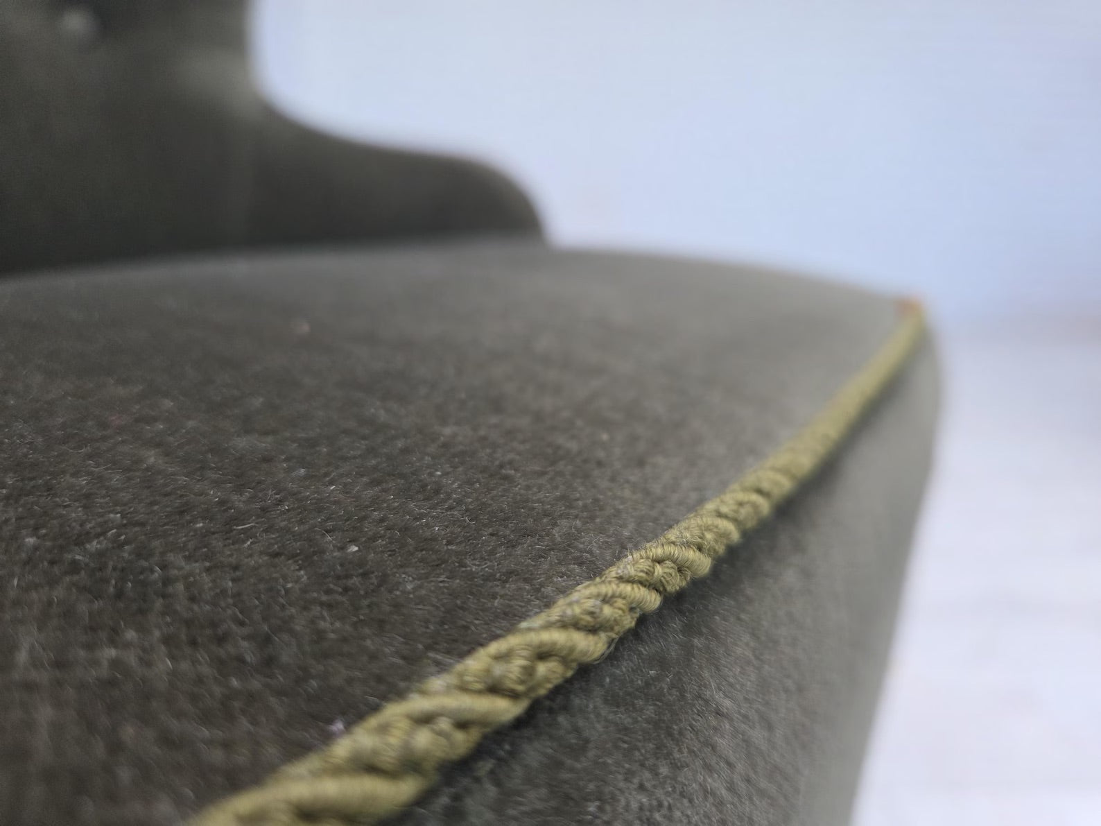 Danish_Modern_Chair,_Solid_Wood_&_Fabric,_Denmark_1970s