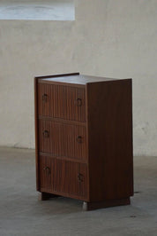Danish_Modern,_Chest_of_Drawers_in_Mahogany,_Frits_Henningsen,_1940s