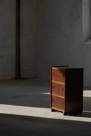 Danish_Modern,_Chest_of_Drawers_in_Mahogany,_Frits_Henningsen,_1940s
