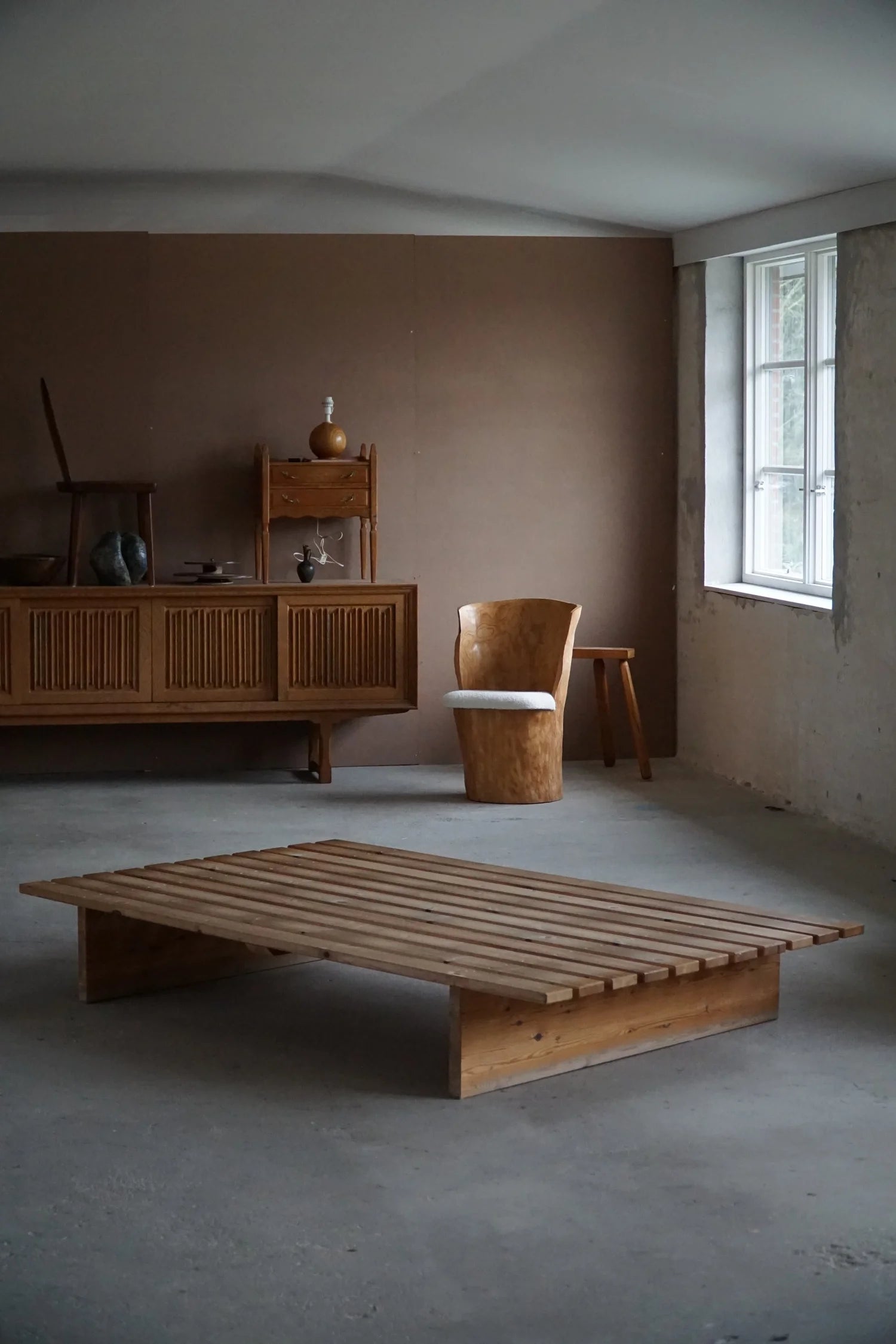 Danish_Modern_Daybed,_Reupholstered,_Made_in_Pine,_by_Nyt_i_Bo,_1970s