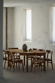 Danish_Modern,_Round_Dining_Table_in_Oak_with_Two_Extensions,_Mid_Century,_1960s
