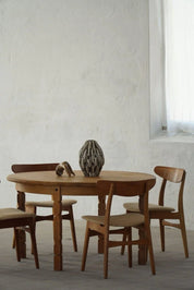 Danish_Modern,_Round_Dining_Table_in_Oak_with_Two_Extensions,_Mid_Century,_1960s