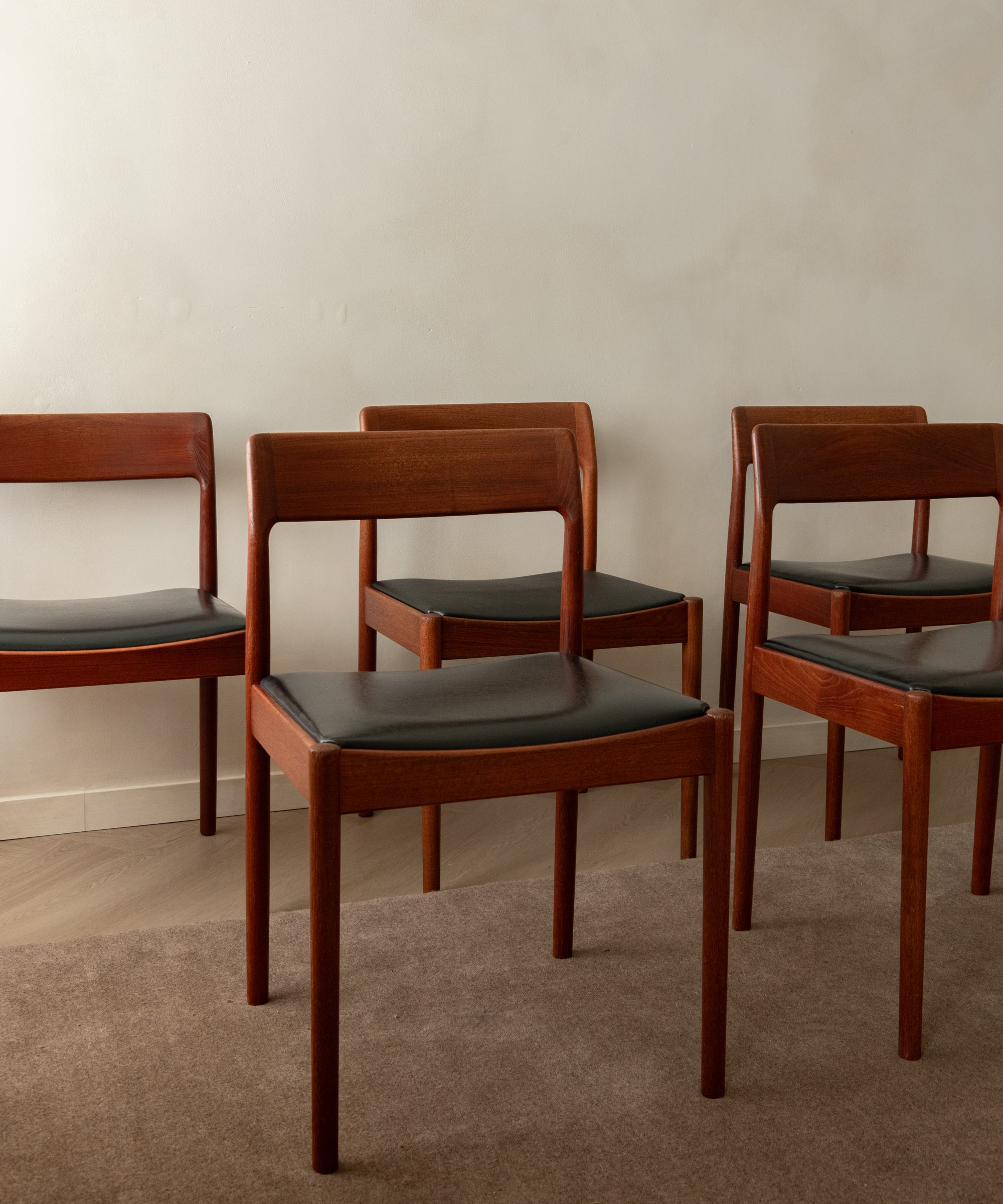Set_of_5_Johannes_Nørgaard_Teak_Dining_Chairs_for_Nørgaards_Møbelfabrik,_Denmark,_1960s