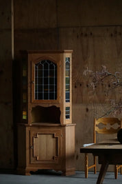 Danish_Oak_Corner_Cabinet_with_Leaded_Stained_Glass,_1940s