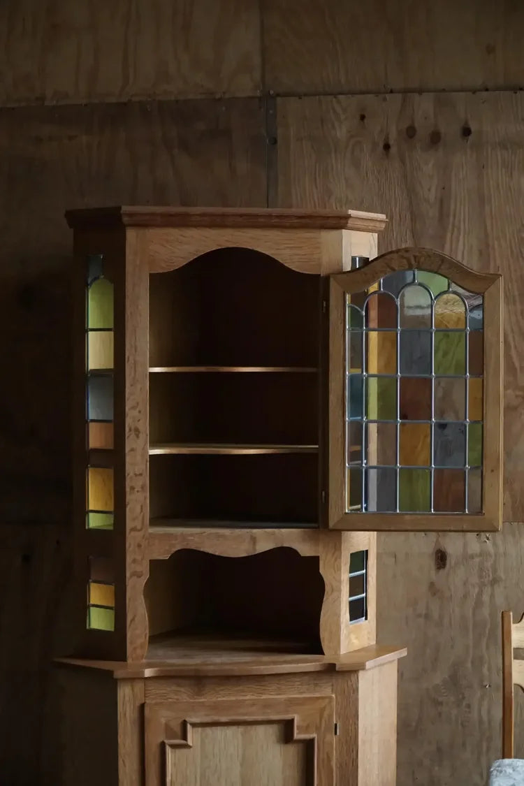 Danish_Oak_Corner_Cabinet_with_Leaded_Stained_Glass,_1940s