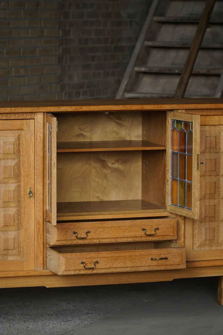 Danish_Oak_Sideboard_with_Leaded_Glass_Doors,_Scandinavian_Cabinetmaker_Credenza,_Mid_Century_Modern