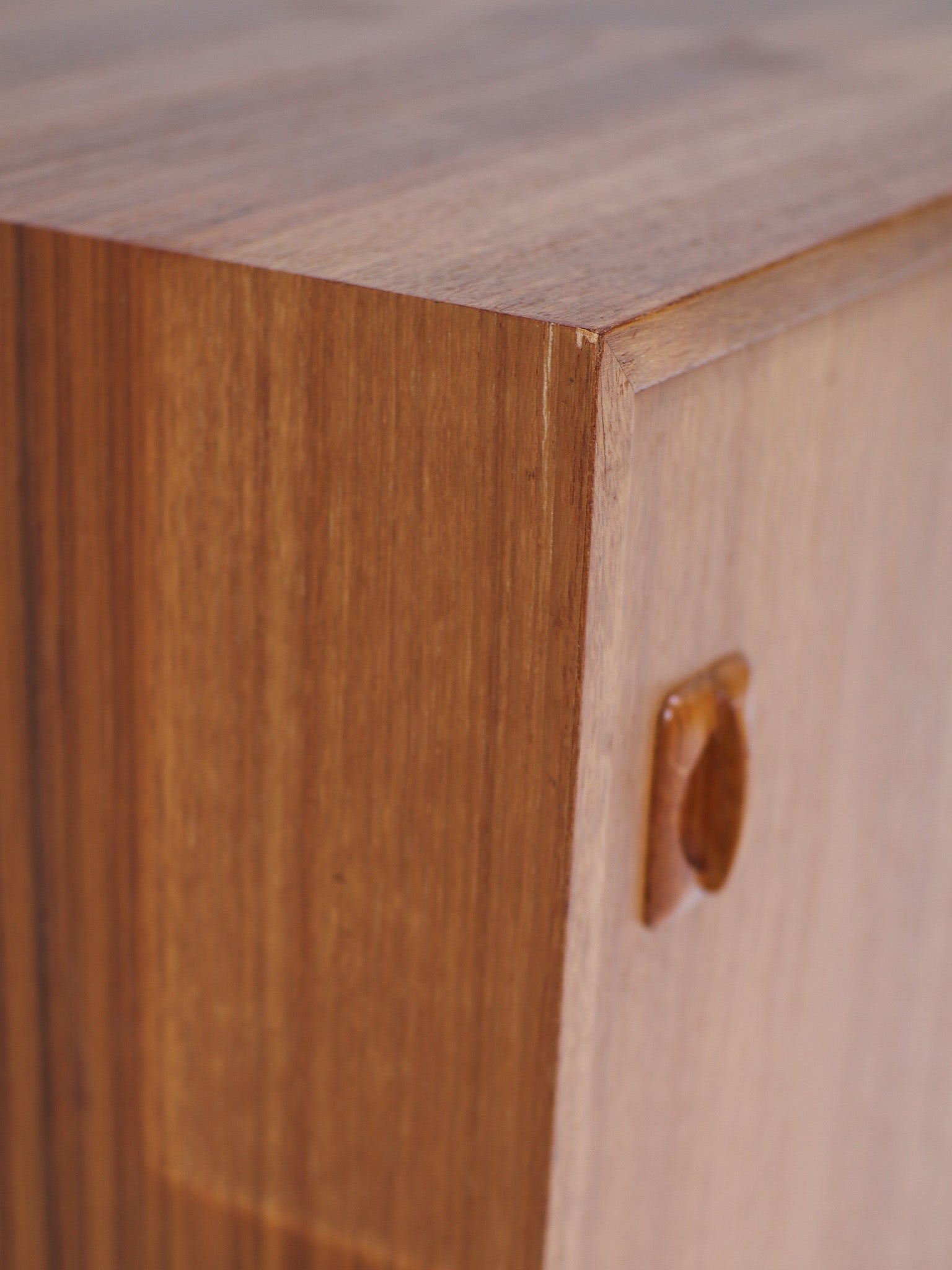 Danish_sidebaord_teak_1960s_TV_cabinet