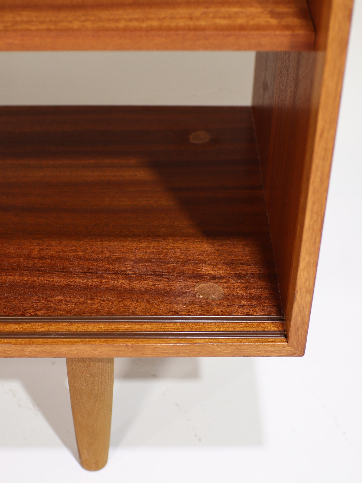 Danish_sidebaord_teak_1960s_TV_cabinet