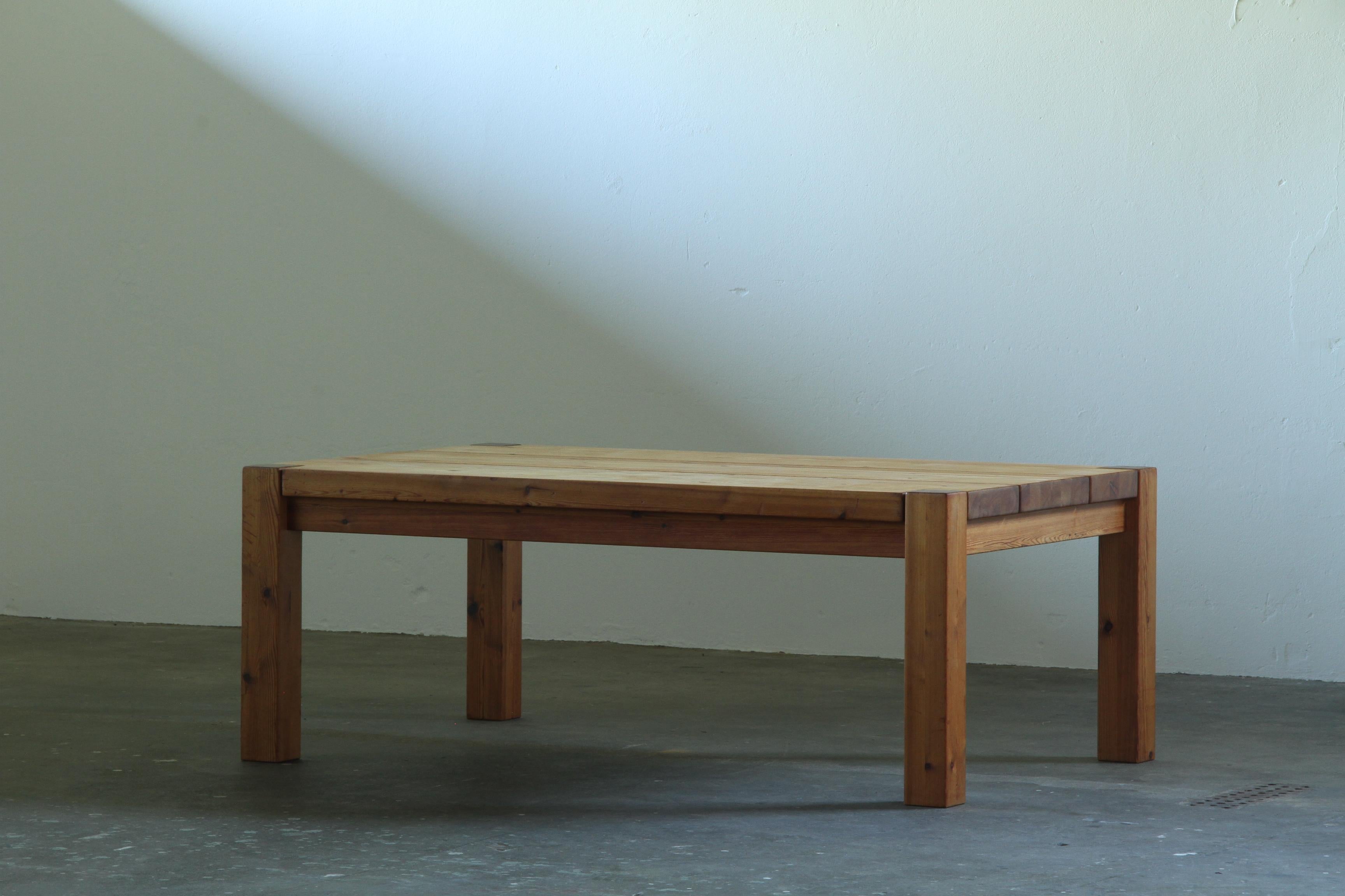 Nordic_Brutalist_Solid_Pine_Dining_Table_in_the_Style_of_Knud_Friis_&_Elmar_Moltke,_1970s-1980s