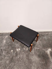 Vintage_Danish-Style_Stool_in_Black_Faux_Leather_and_Wood,_Scandinavian_Design,_1970s