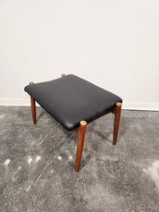 Vintage_Danish-Style_Stool_in_Black_Faux_Leather_and_Wood,_Scandinavian_Design,_1970s