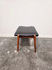 Vintage_Danish-Style_Stool_in_Black_Faux_Leather_and_Wood,_Scandinavian_Design,_1970s