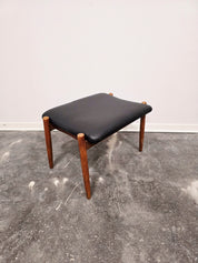 Vintage_Danish-Style_Stool_in_Black_Faux_Leather_and_Wood,_Scandinavian_Design,_1970s