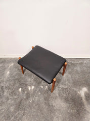 Vintage_Danish-Style_Stool_in_Black_Faux_Leather_and_Wood,_Scandinavian_Design,_1970s