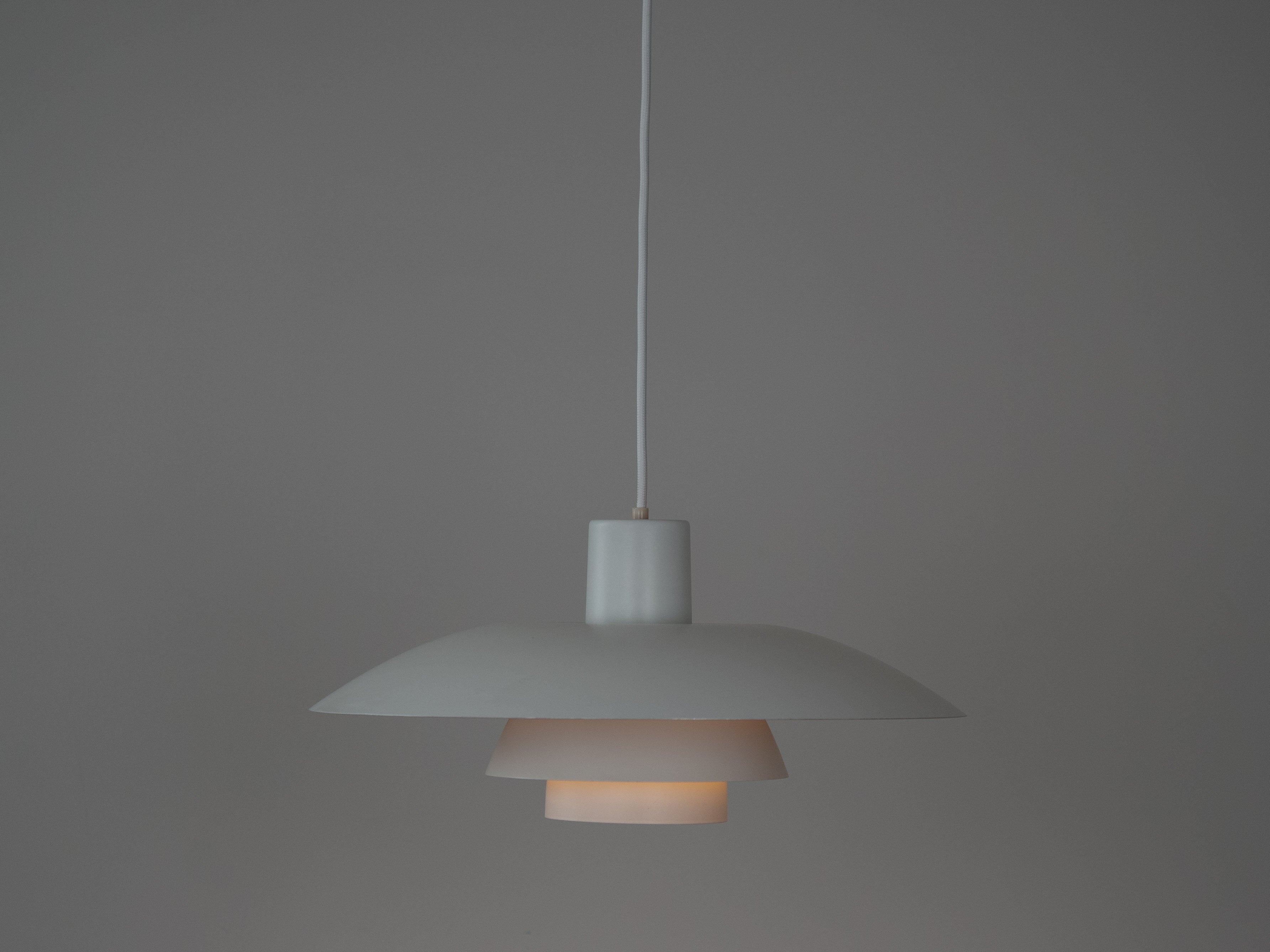 Poul_Henningsen_PH_4/3_Pendant_Lamp_for_Louis_Poulsen,_Denmark,_1960s