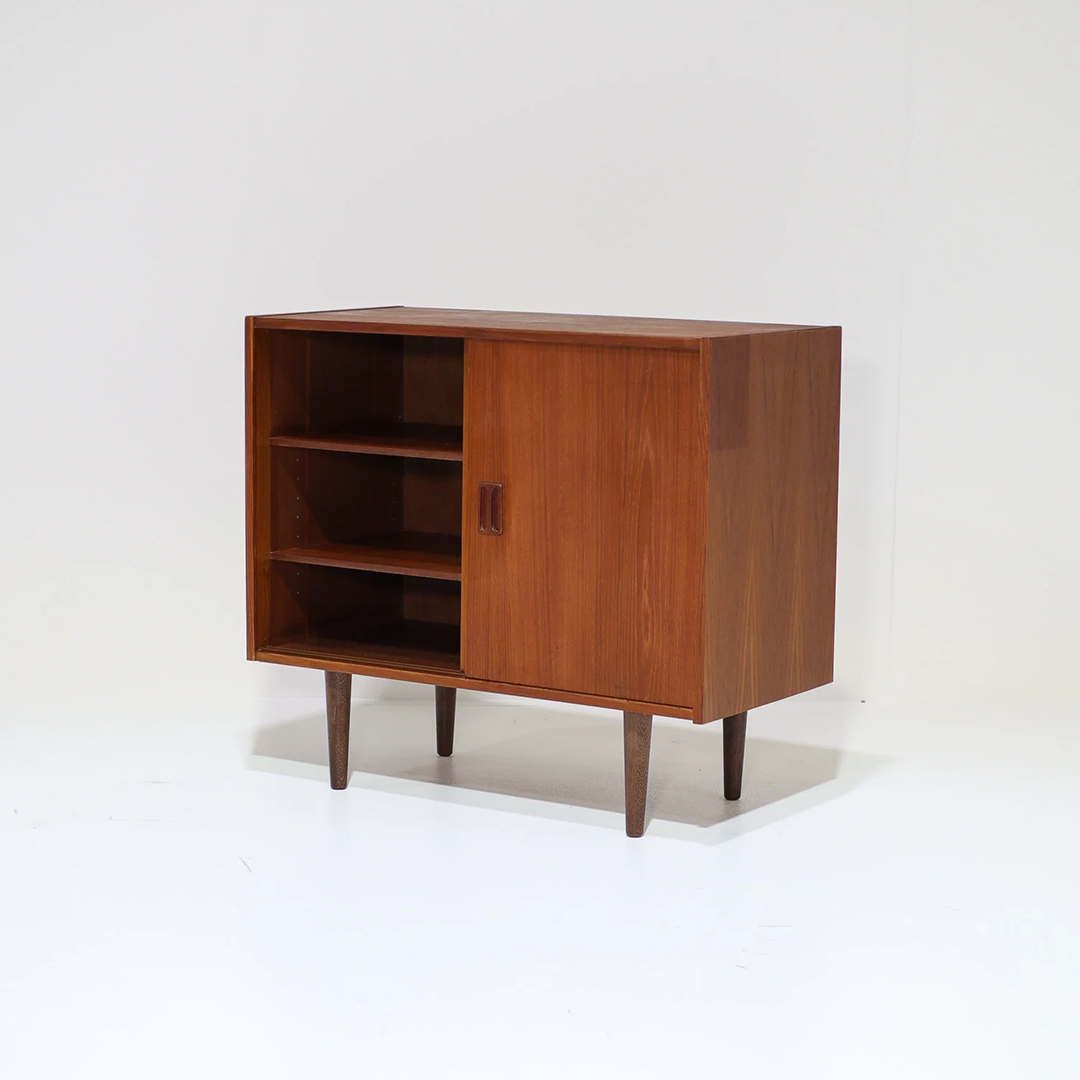 danish_vintage_teak_wood_sliding_door_cabinet_2_2048x2048_d01968bd-71f2-46b2-bcef-9607d2afcfb3.png