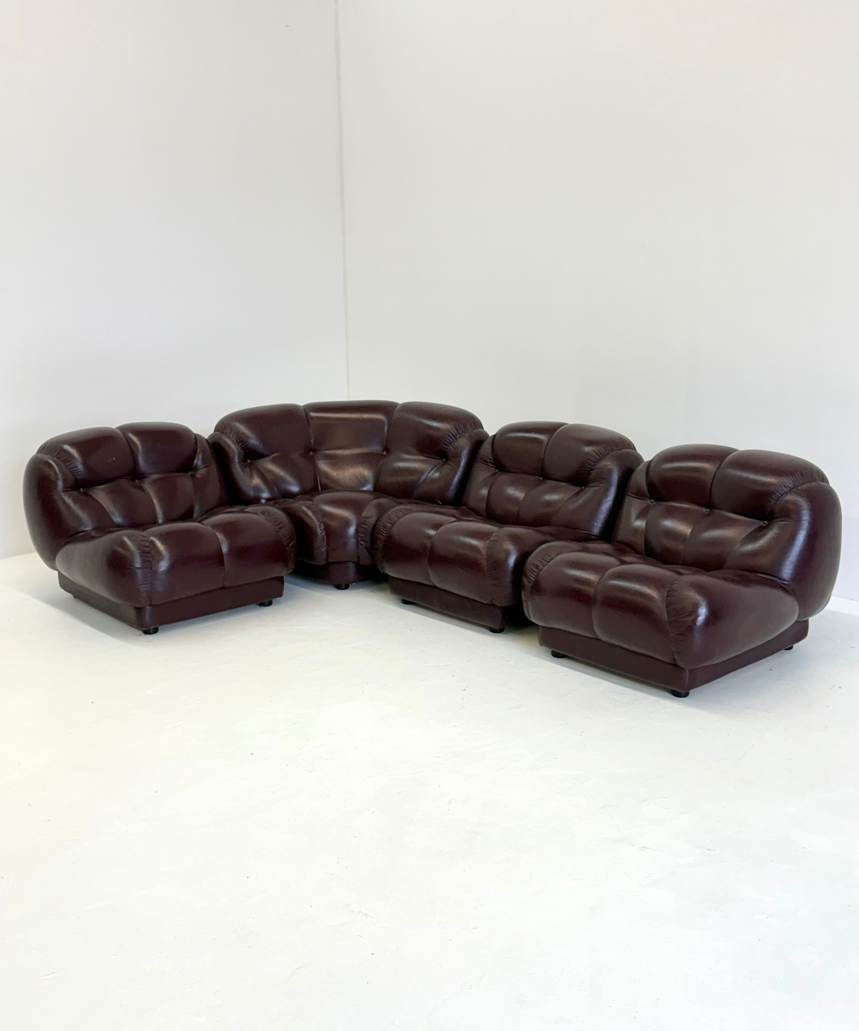 Set_of_4_Nuvolone_Modular_Sofa_by_Rino_Maturi_for_Mimo_Padova,_Italy