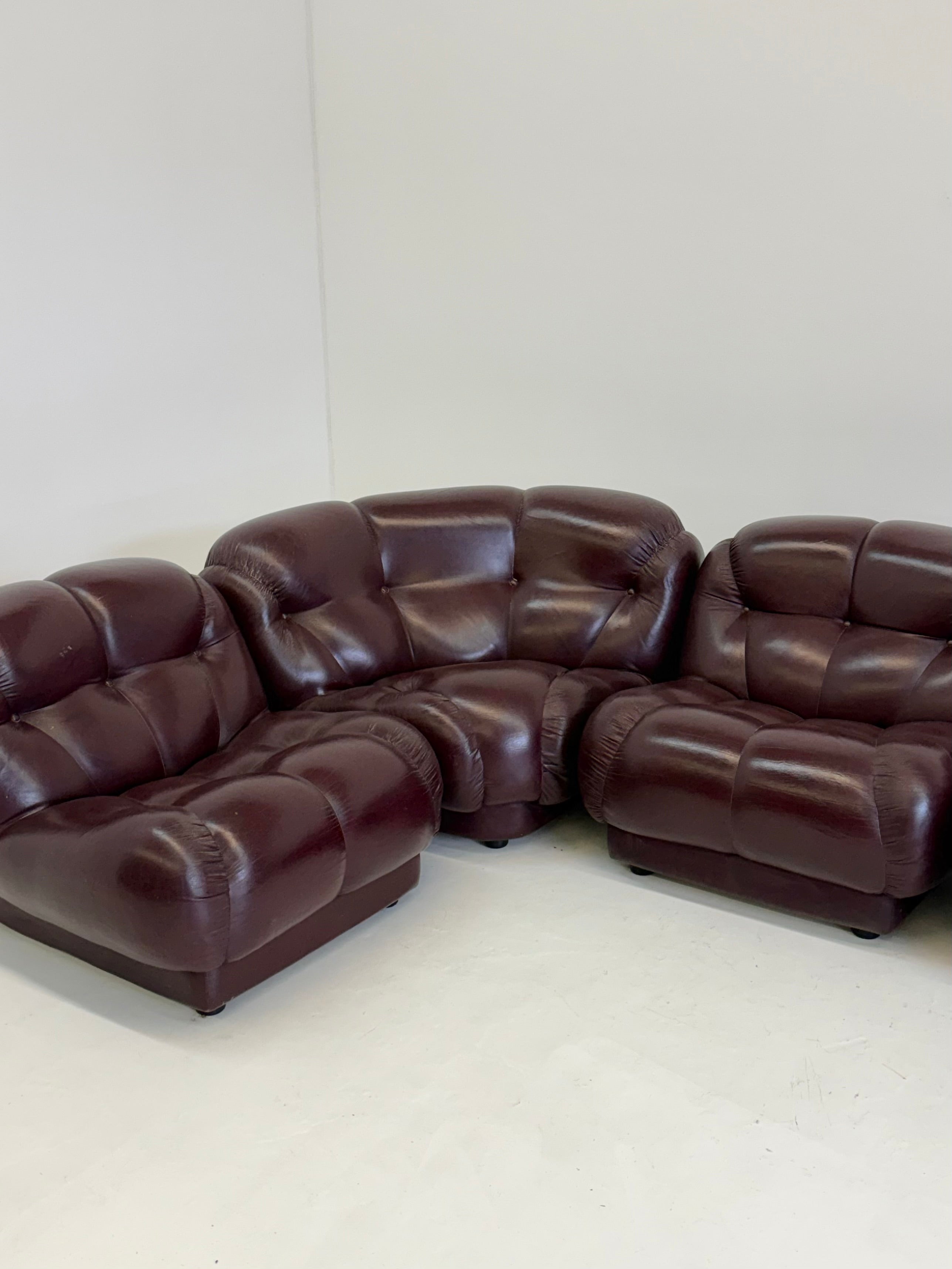 Set_of_4_Nuvolone_Modular_Sofa_by_Rino_Maturi_for_Mimo_Padova,_Italy