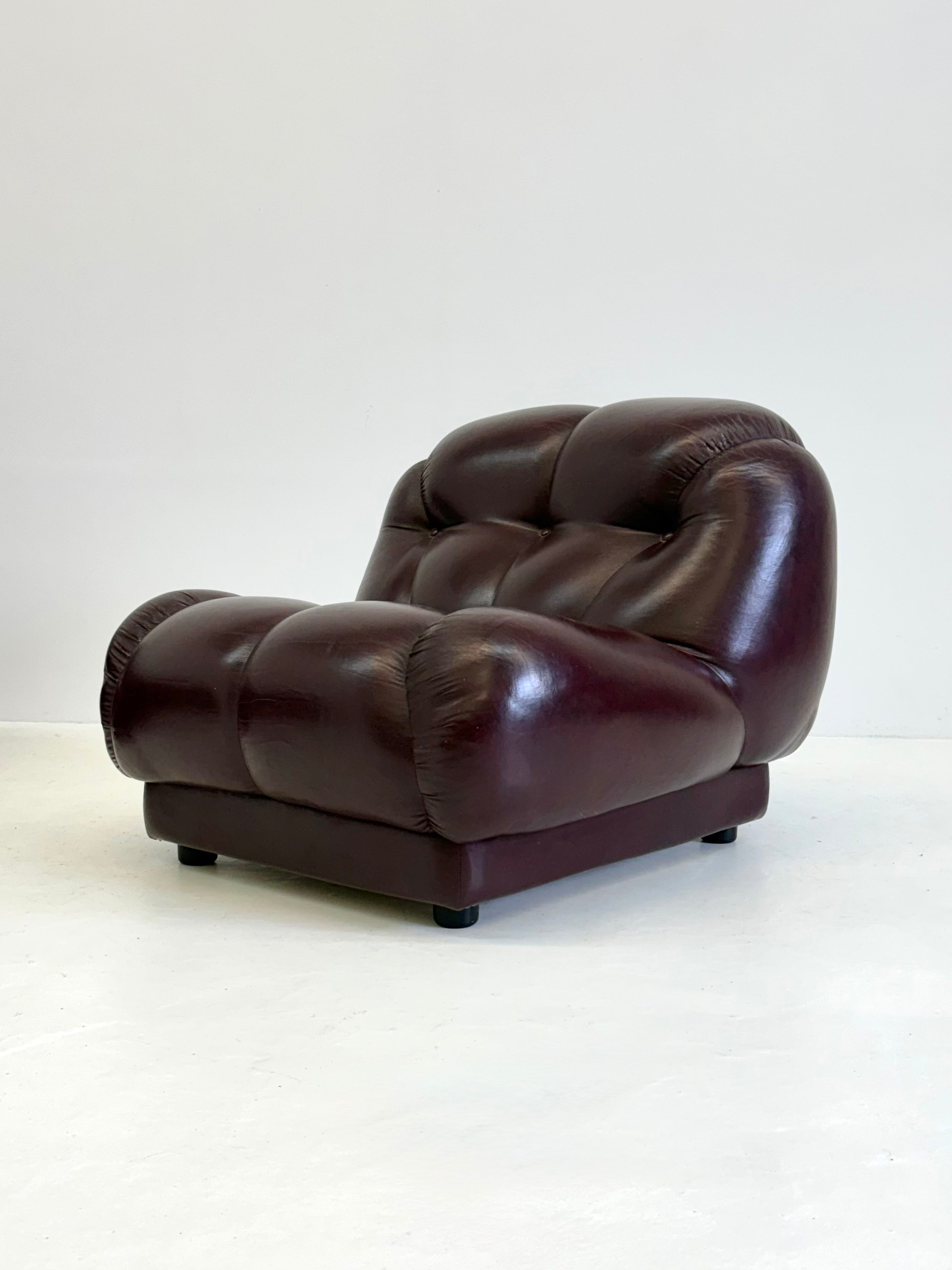 Set_of_4_Nuvolone_Modular_Sofa_by_Rino_Maturi_for_Mimo_Padova,_Italy
