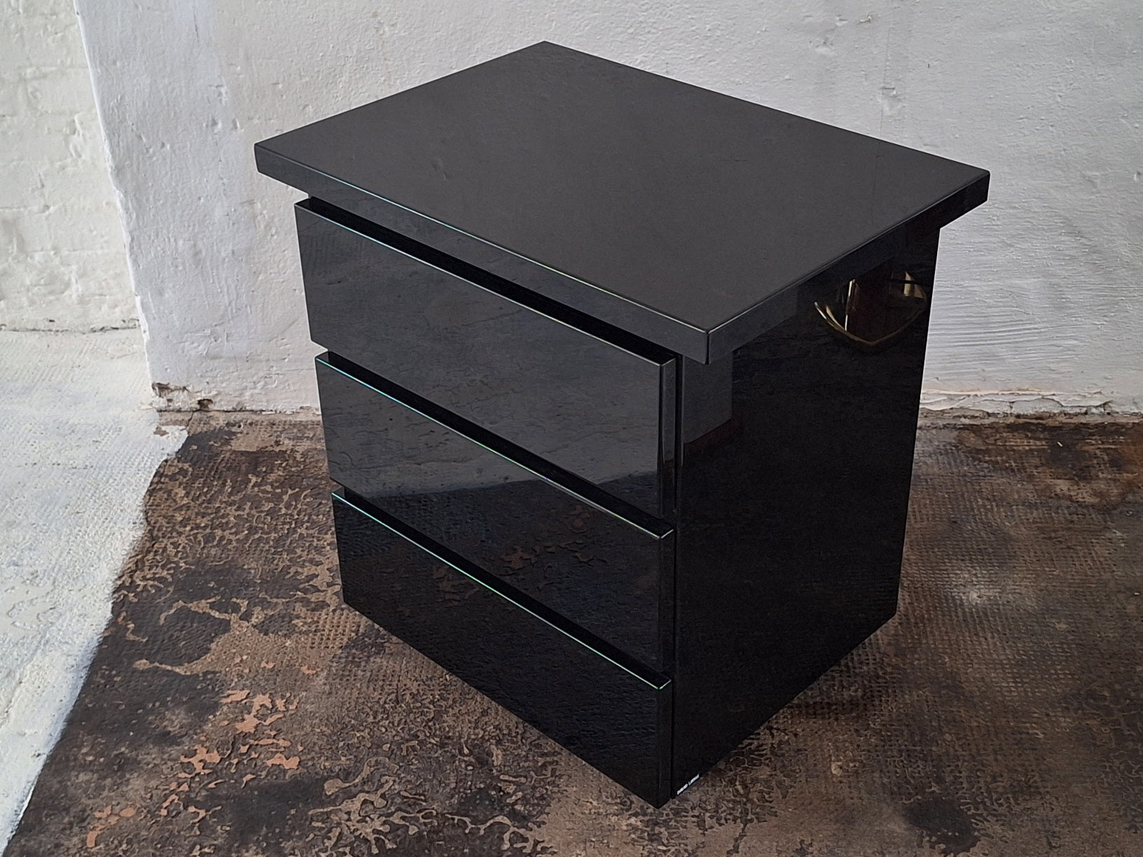 David_Lange_Lacquered_Chest_of_Drawers_for_Roche_Bobois,_Signed,_1970s
