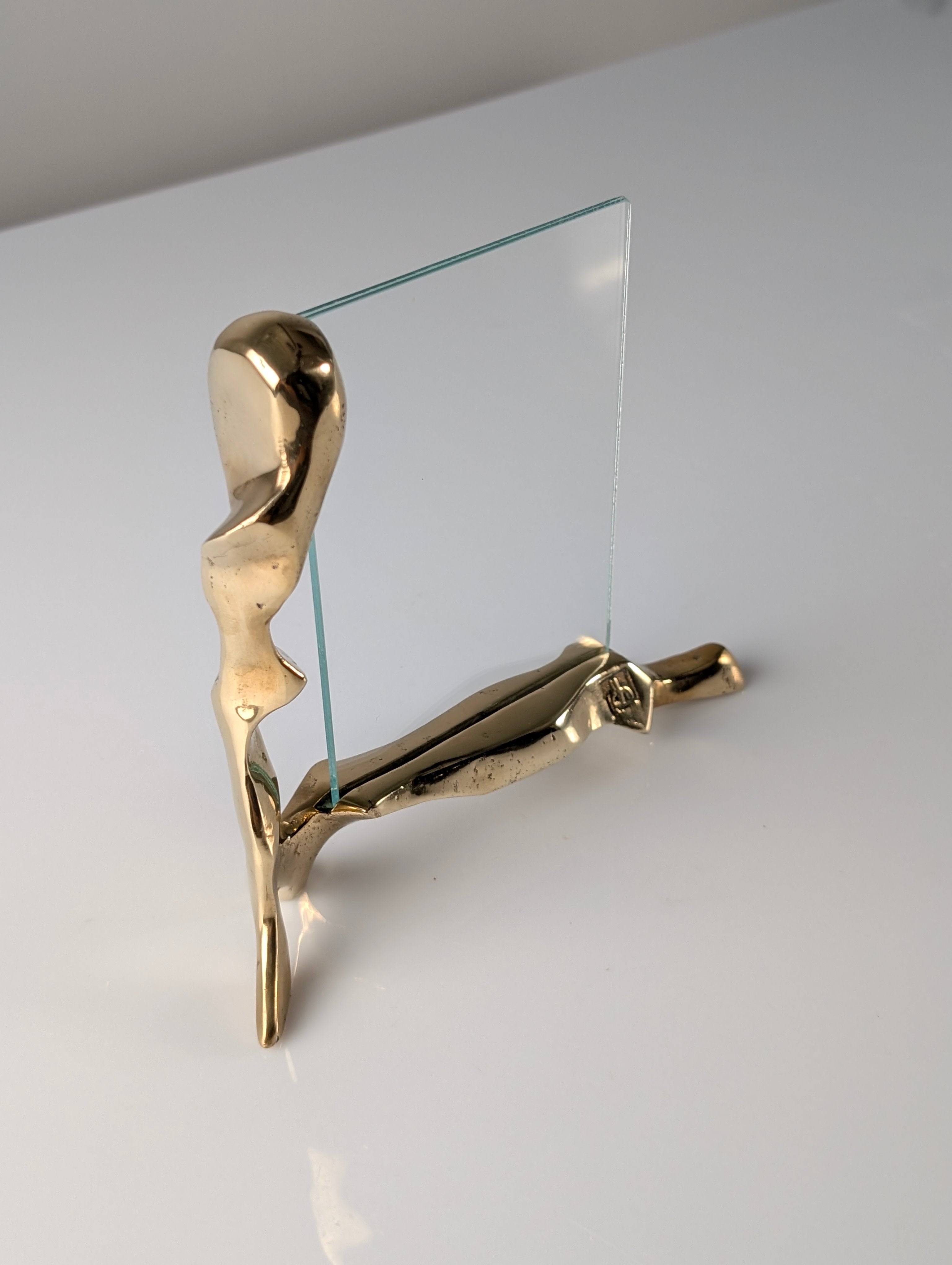 David_Marshall_Brutalist_Picture_Frame_in_Polished_Brass_and_Glass,_Spain,_1970s